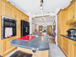 Photo 21- click for photo gallery